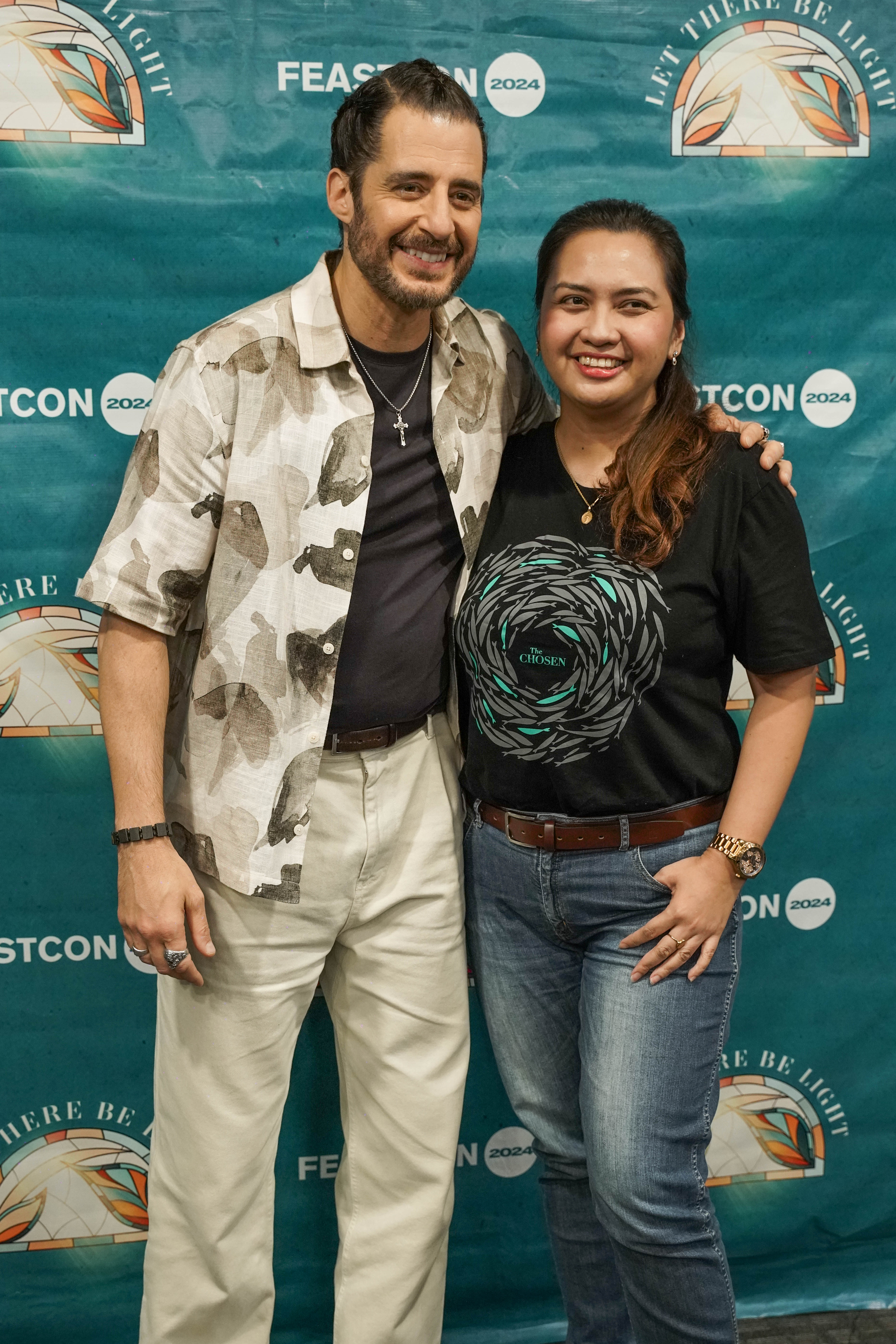 MEET&GREET_CAM2-256.JPG